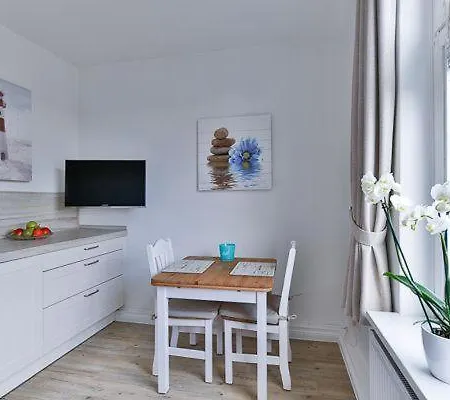 דירה App-8-in-strandnaher-lage-baederstil-villa-in-wenningstedt-sylt Wenningstedt-Braderup