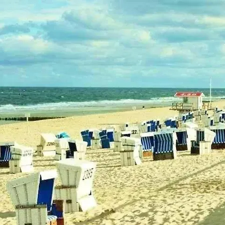 App. 8 In Strandnaher Lage - Bäderstil-villa In Wenningstedt/sylt Apartment